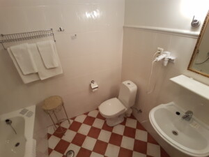 25ist_birini_castle_hotel_wc1